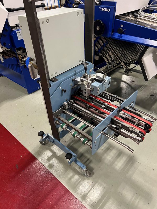 Used 1994 MBO Z2 Knife Folding Unit